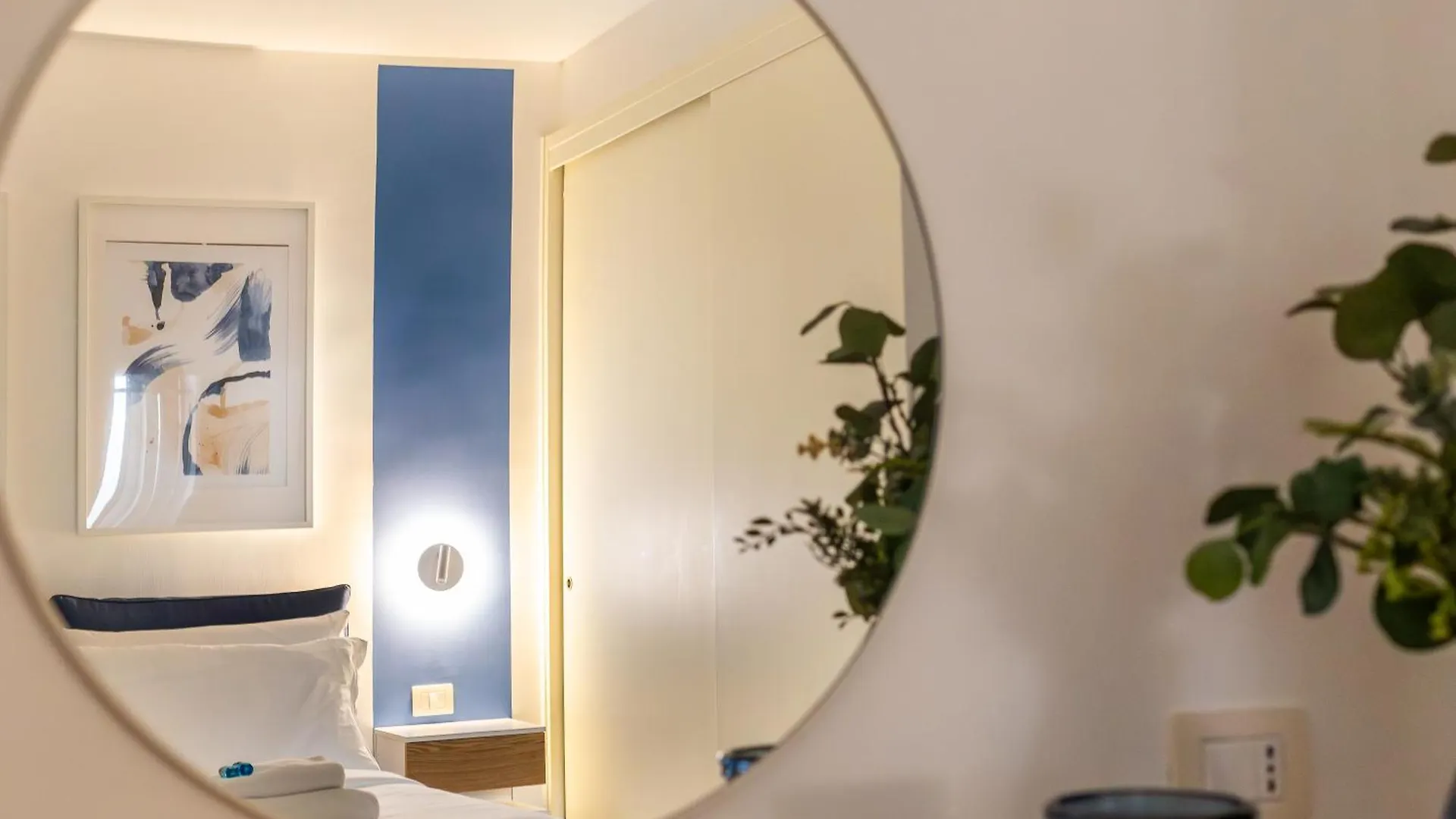 Iflat Discovering Monti - Charming And Modern Apt Rome