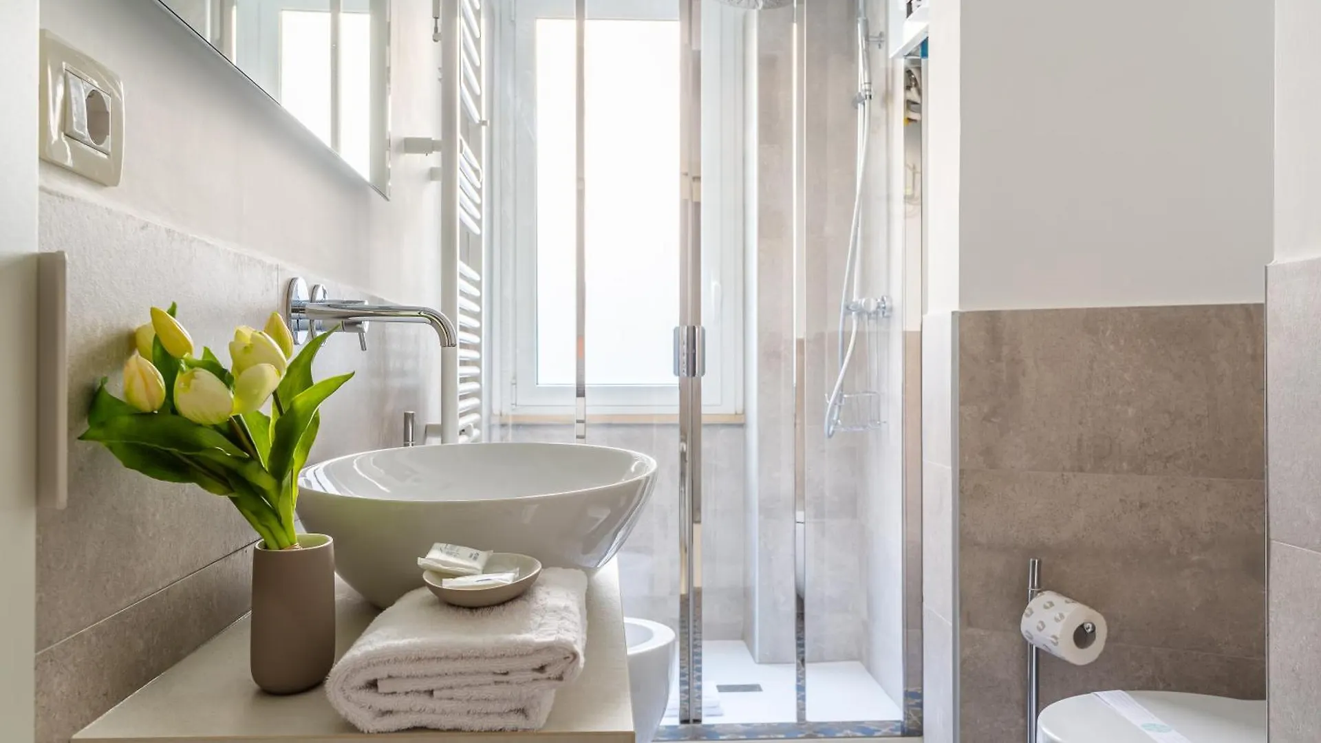 Iflat Discovering Monti - Charming And Modern Apt Rome 0*,